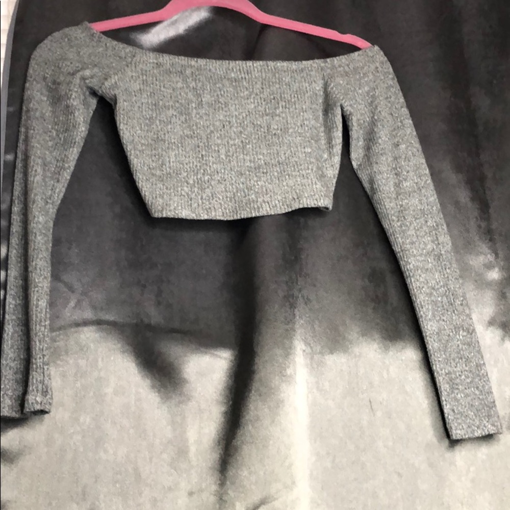 Windsor grey long sleeve crop top